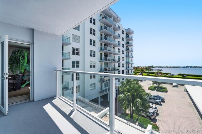 3450 S Ocean Blvd