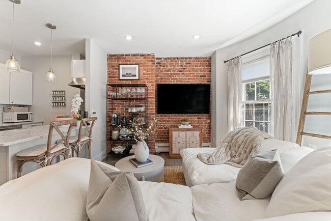 Photo - 91 Waltham St Unidad 4