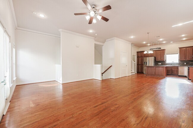 Photo - 2540 Prospect St