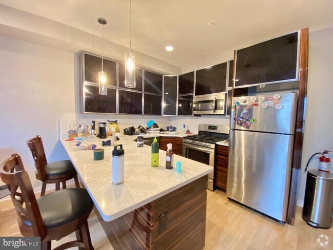 Building Photo - 1824 Frankford Ave Unit C Rental
