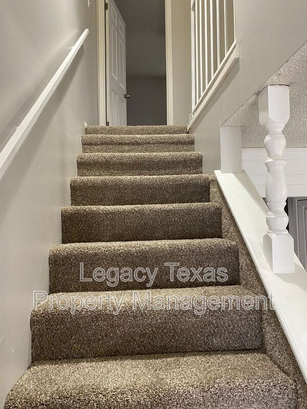 Photo - 1604 Sun Valley Dr Unit Apt B