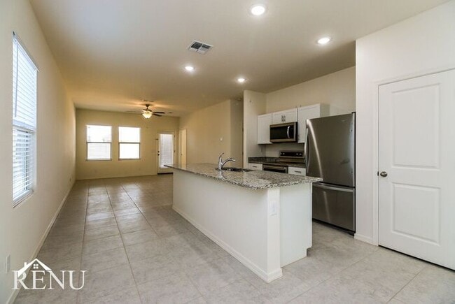 Photo - 35480 W San Capistrano Ave