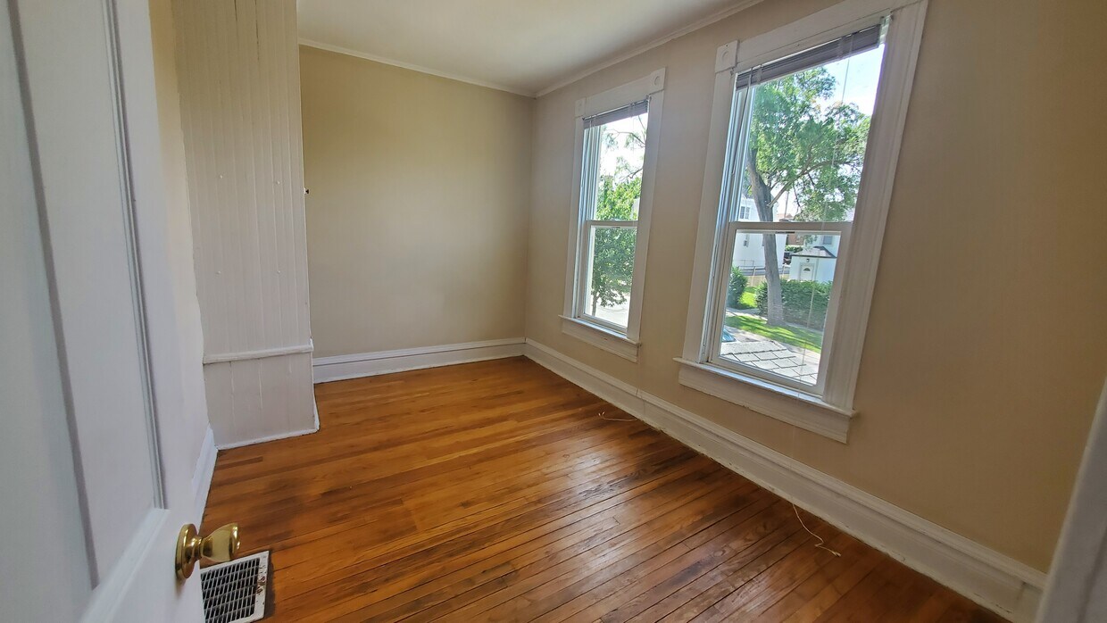 Photo - 4932 Davenport St (Omaha, NE)