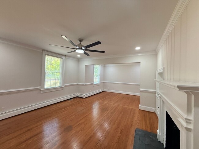 Photo - 1503 Branch St NW