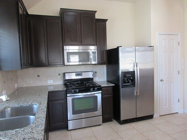 Photo - Four Bedroom Home in Round Rock - Paloma Lake