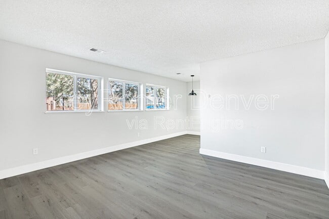 Building Photo - 602 South St