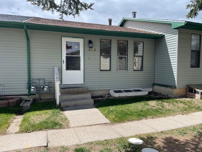 House For Lease - House For Lease
