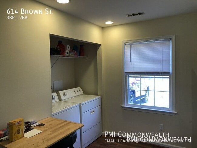 Photo - 614 Brown St