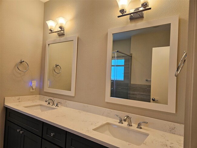 Photo - 2621 Hutchins St