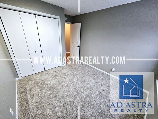 Photo - 1310 E 123rd Terr, Olathe, KS 66061 Unit Apt. B