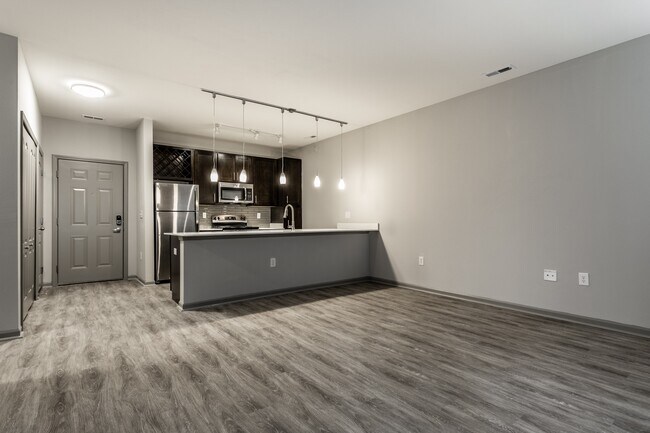 Bella Vista Apartments