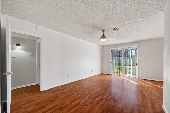 Photo - 4511 Bayou Vista Dr