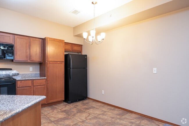 3BR, 2BA - 1,200SF - Dining Room
