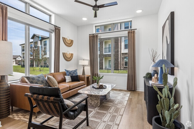 A1 1BR, 1BA - 768SF - Living Room