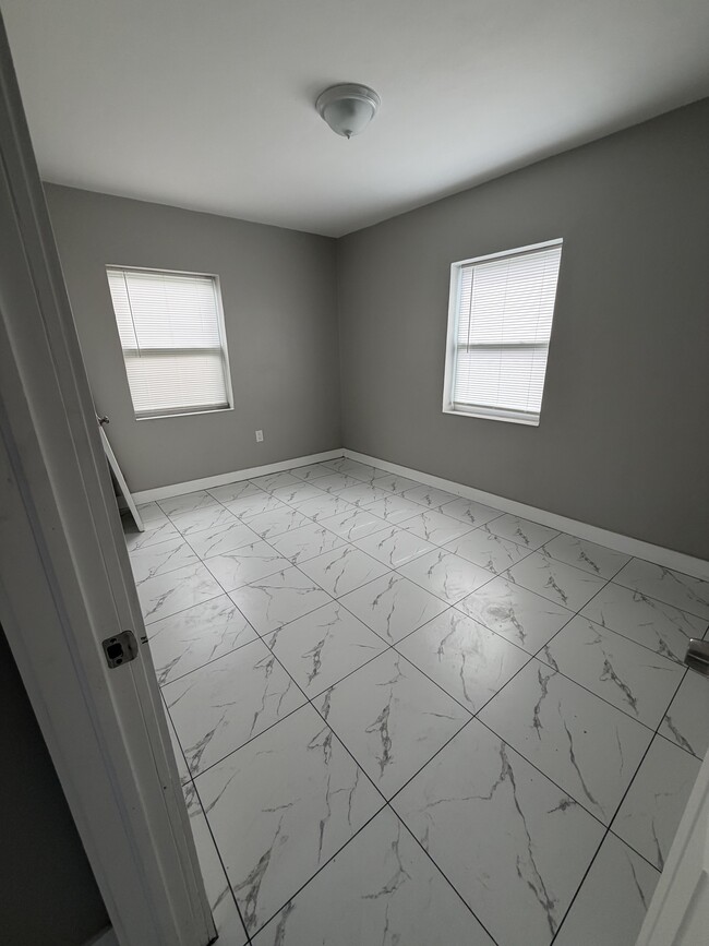Photo - 15121 NW 32nd Ave