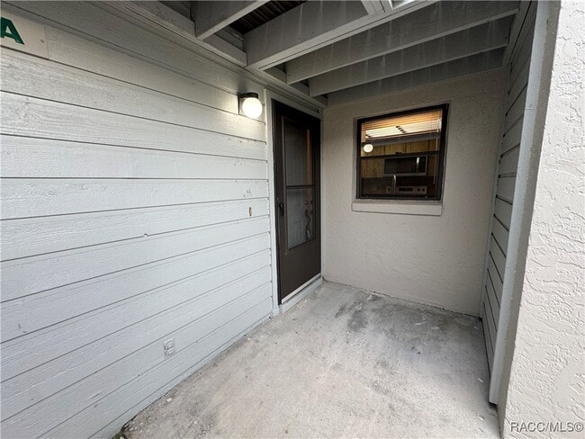 Photo - 790 E Gilchrist Ct
