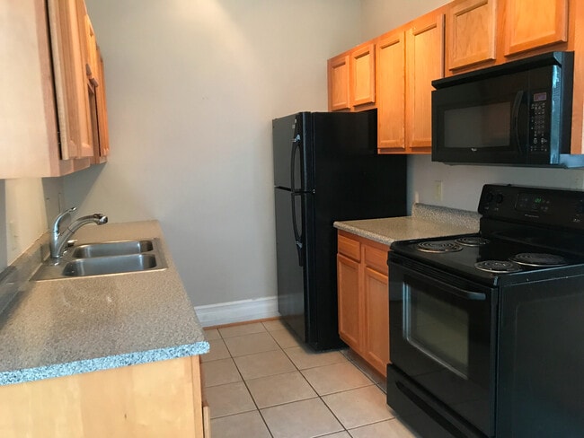 Photo - 801 Willard St Unit 2