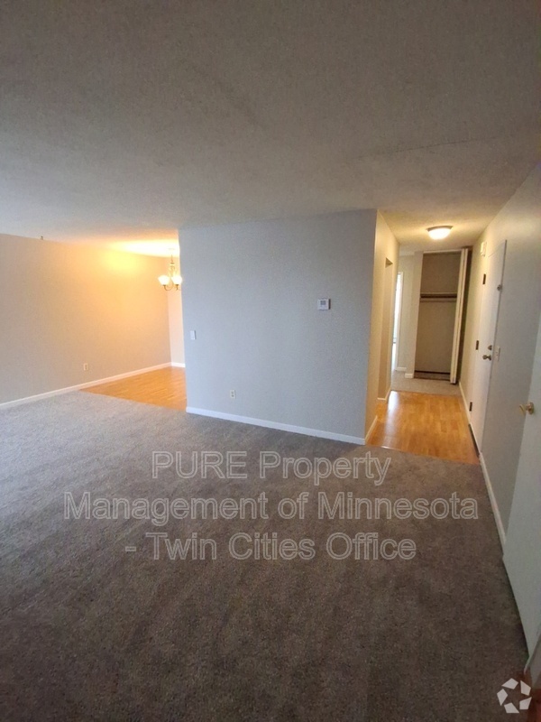 Building Photo - 12984 Nicollet Ave Unit Apt 202