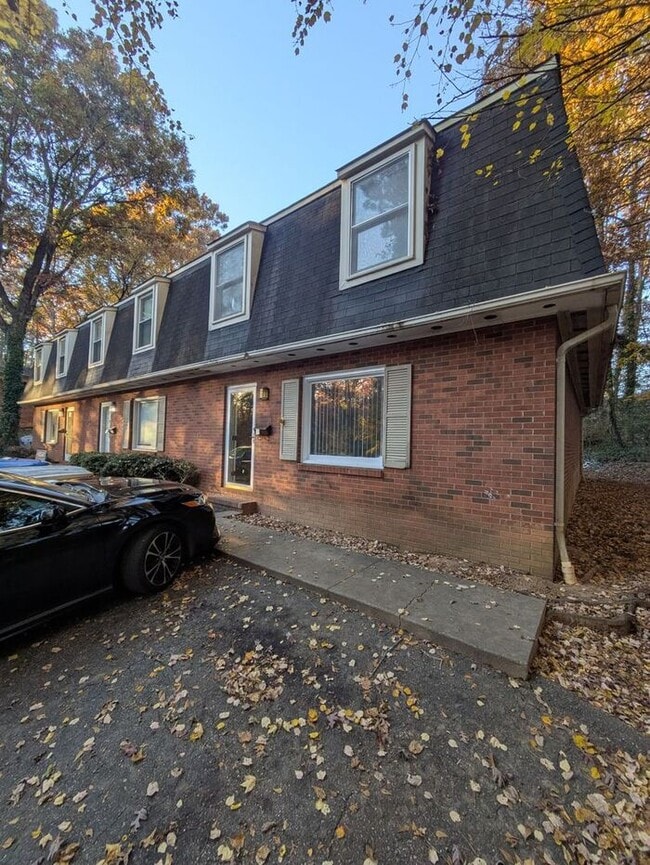 3BD/2BA Townhome in Hickory! - 3BD/2BA Townhome in Hickory!