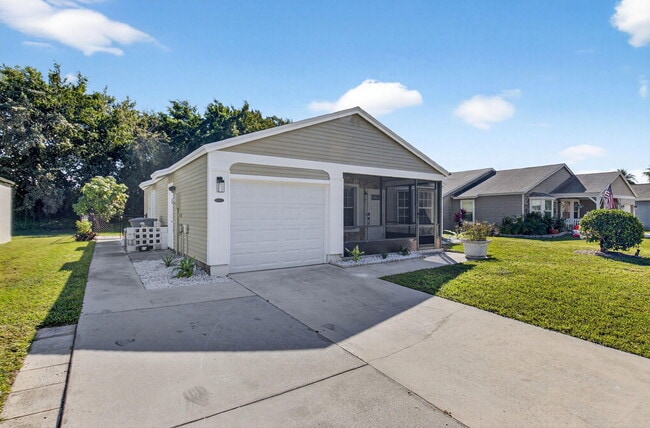 Photo - 5047 Brian Blvd