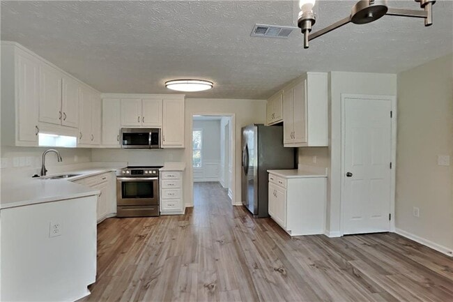 2800 Alcovy River View