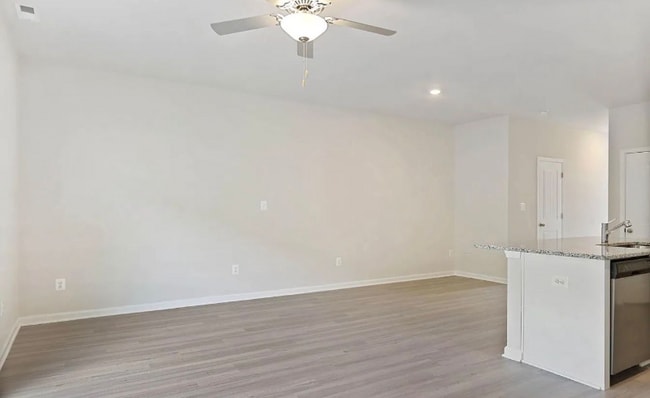 Photo - 86 Dumsford St