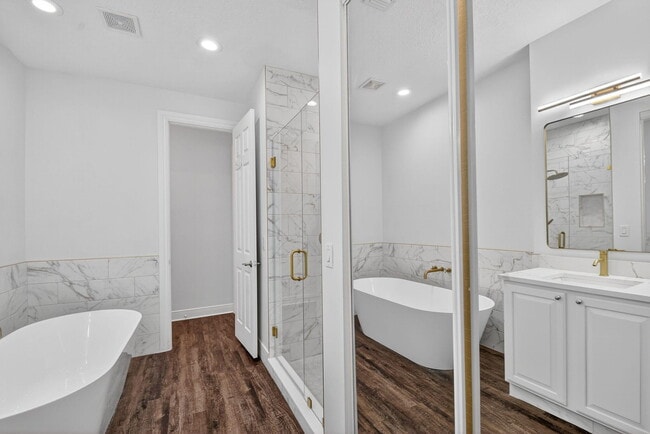 Photo - 2502 N Dixie Hwy