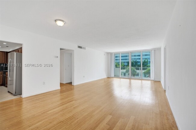 10350 W Bay Harbor Dr Unit 3G