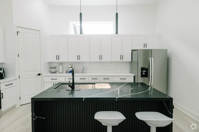 Building Photo - 7507 Springhill St Rental