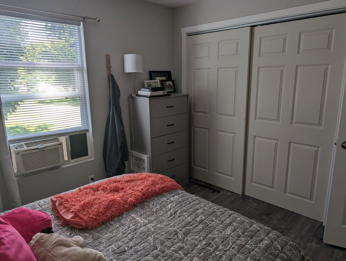 Photo - 1413 Park Ave