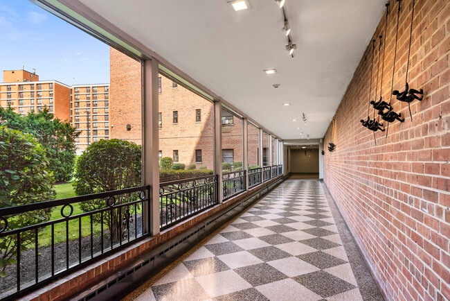 Harclay House Apartments