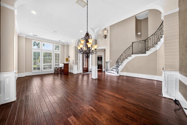 Photo - 16410 Emilia Ct