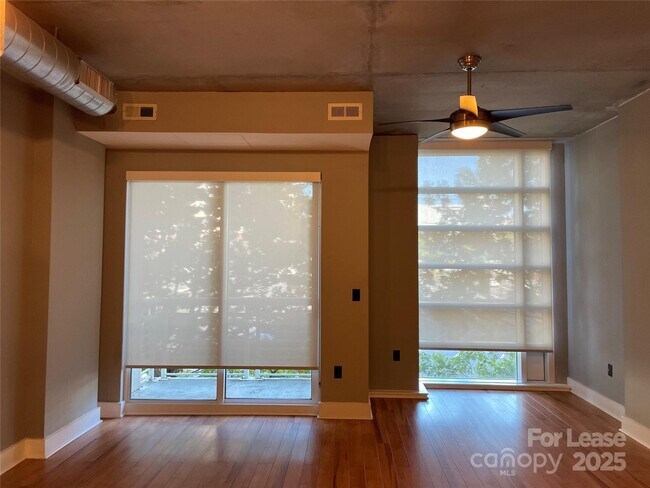 Photo - 505 E 6th St Unidad 302