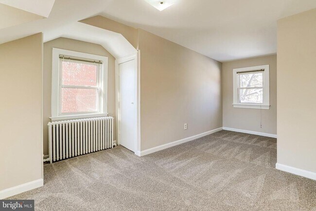 Photo - 530 E Alexandria Ave