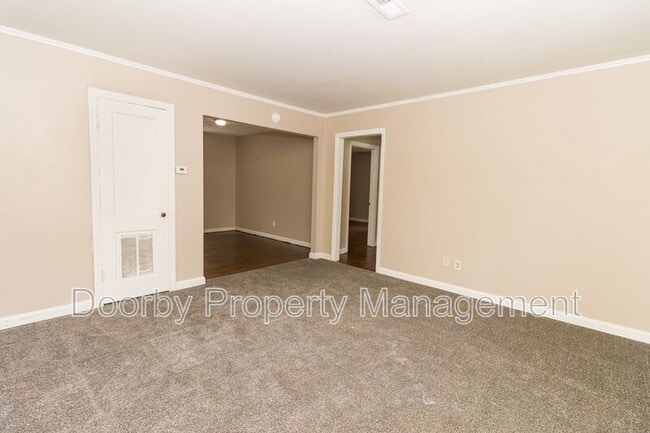 Photo - 3302 Pinewood Ave Unidad 2