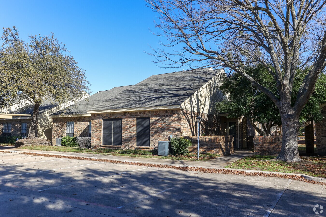 Cobblestone Condominiums - Cobblestone Condominiums