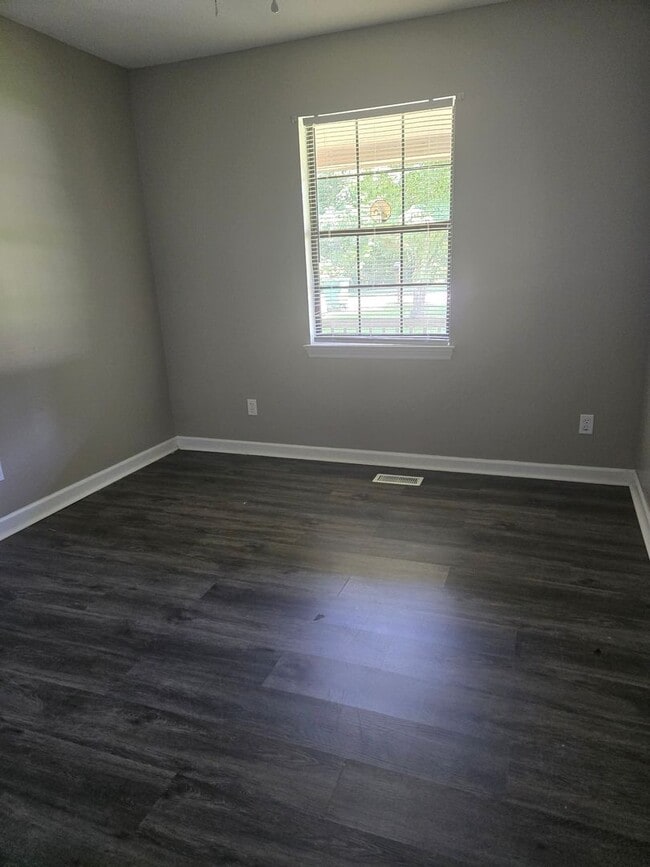 Photo - Four Bedroom Home in Harrison TN