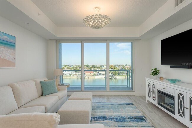 Photo - 415 Island Way Unit 402