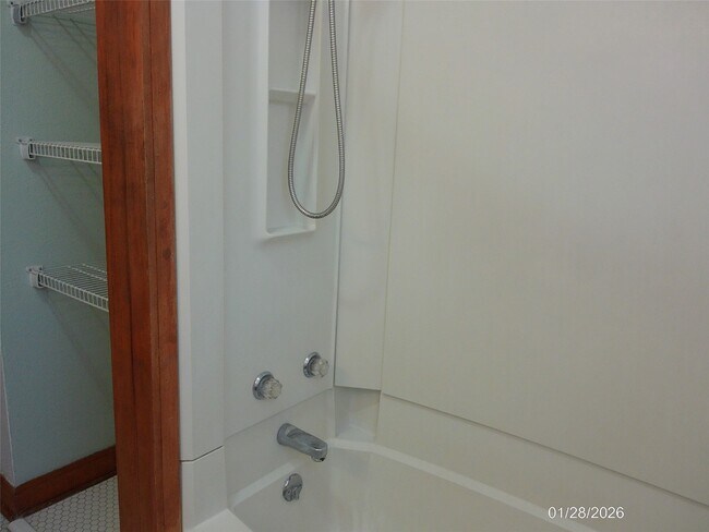 Photo - 4619 Ave S