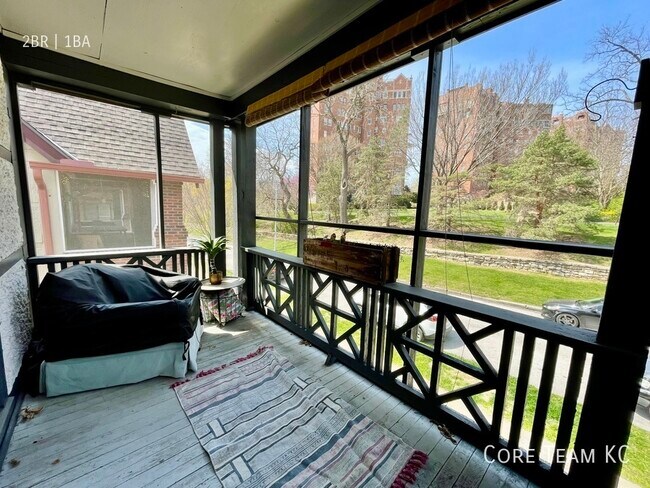 Photo - 5007 Wyandotte St Unidad 5007-2