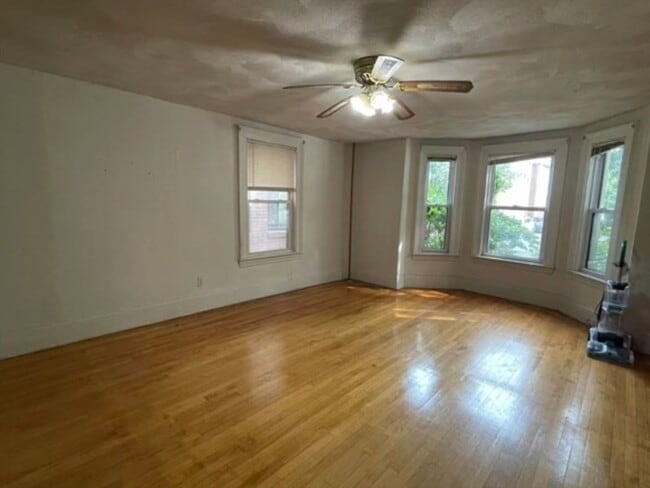 Photo - 251 Broadway Unit 1