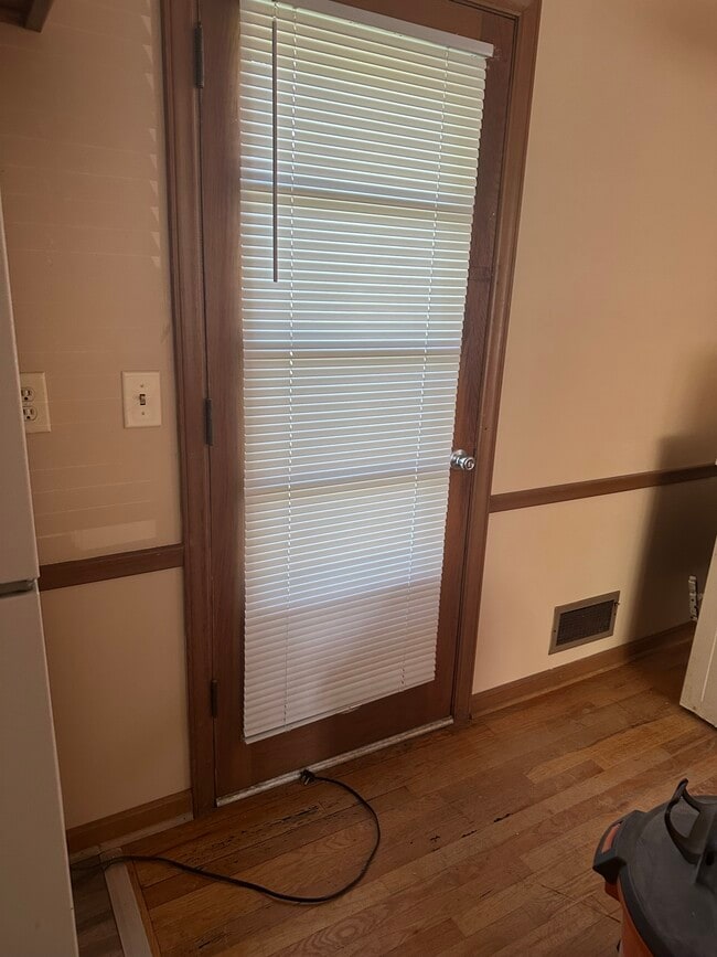 Photo - 6800 E 101st St