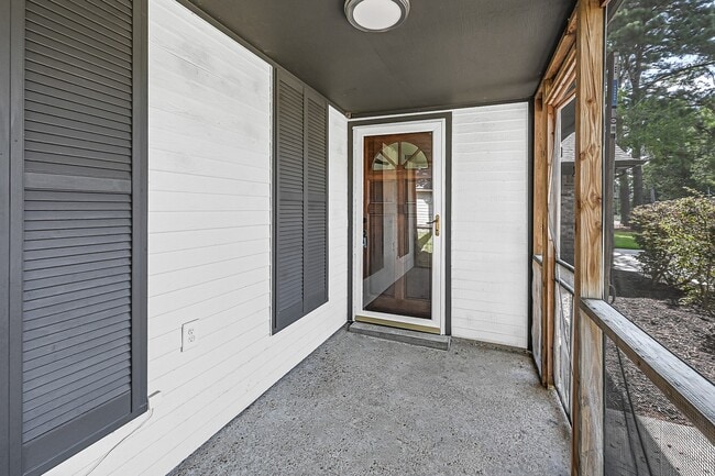 Photo - 915 S Diamondhead Blvd