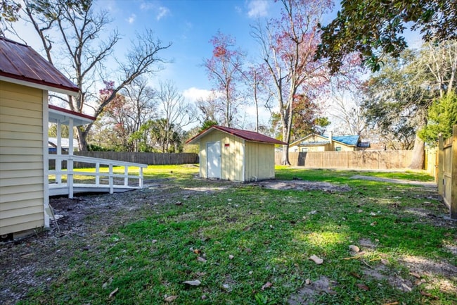 Photo - 541 New Berlin Rd