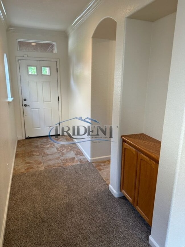 Photo - Beautiful 3 bedroom, 2 house