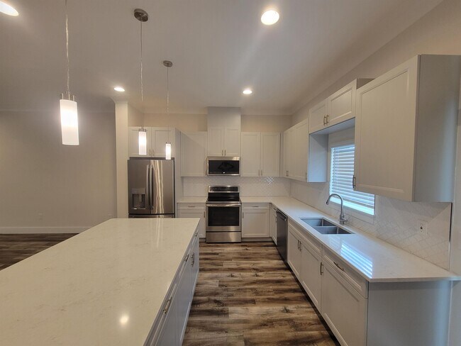 Photo - 3124 W Azeele St