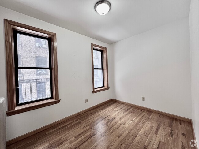 Building Photo - 75 Cabrini Blvd Unit 35 Rental