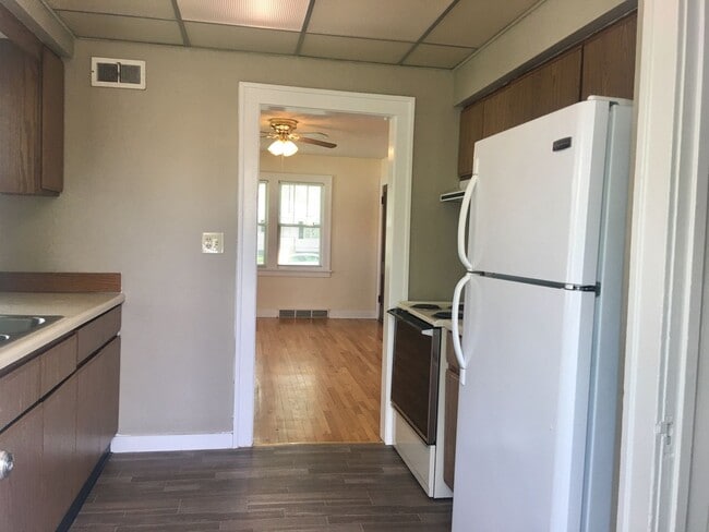 Photo - Don't miss out on this 2 bed located near ...