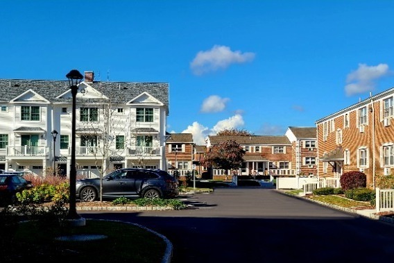 Colonial Village Apartments and Townhomes - Colonial Village Apartments and Townhomes