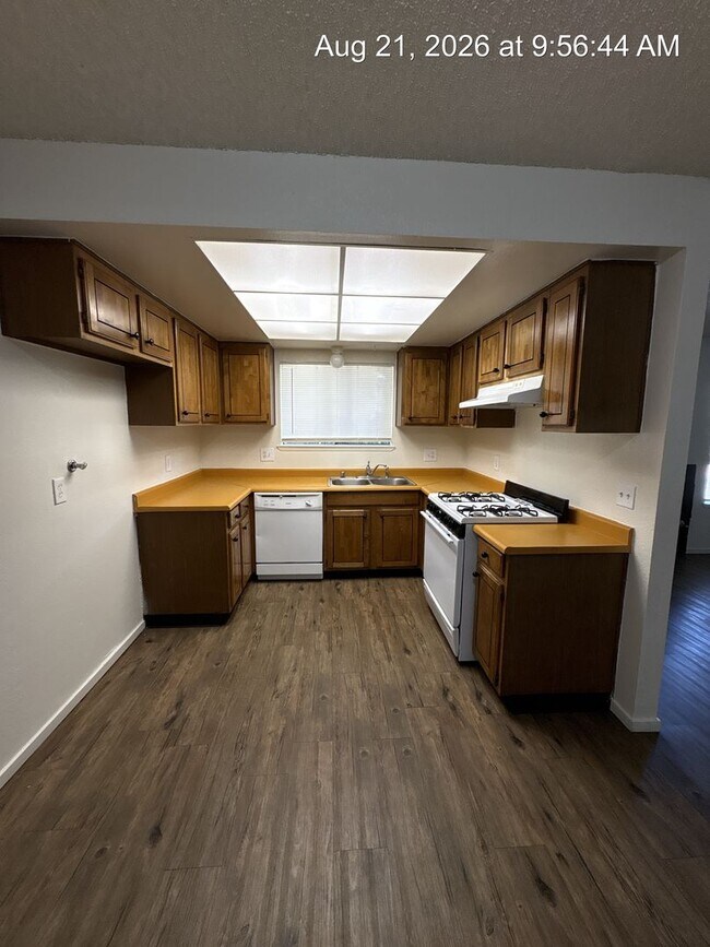 Photo - 3531-3535 South County Center Unit 3533